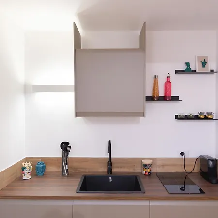 Gravina 75 Guest house *
